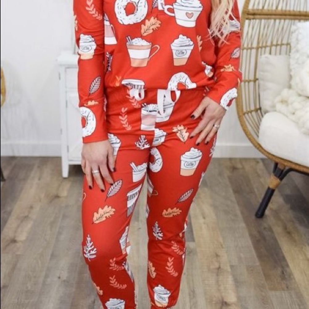 FALL AUTUMN PUMPKIN SPICE DONUT STARBUCKS COFFEE Frappuccino PAJAMAS PJ - Picture 3 of 7